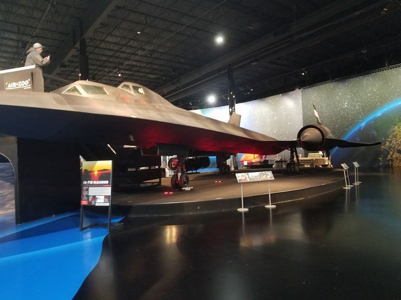 The SR-71 Blackbird That Stops Everyone in Their Tracks