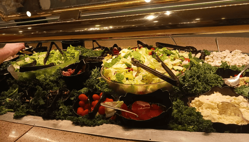 The Salad Bar That Sets the Stage for What's to Come The Salad Bar That Sets the Stage for What's to Come