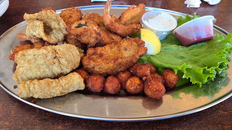 The Seafood Fryer Combo: A Little Bit of Everything