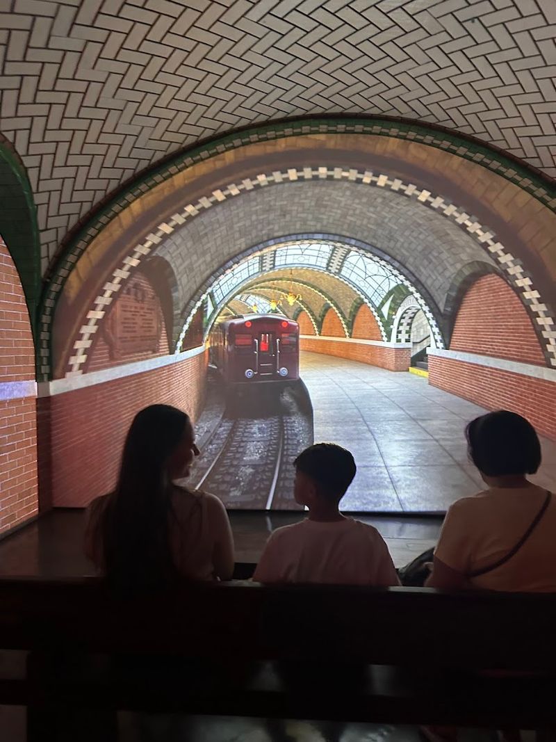 The Simulated Subway and Elevator Ride Experience