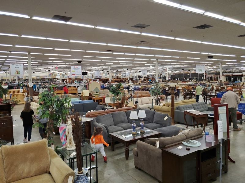 The Store's Massive Size Will Blow Your Mind The Store's Massive Size Will Blow Your Mind