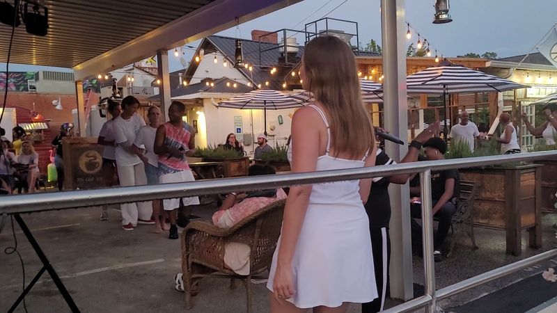 The Tin Roof Bar — A Cool Spot to Catch a Cold One