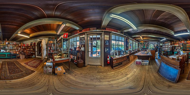 The Unmistakable Scent of Old Books That Book Lovers Adore