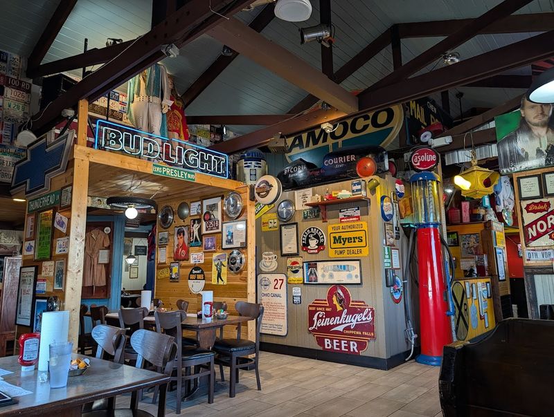 Themed Rooms That Tell a Story
