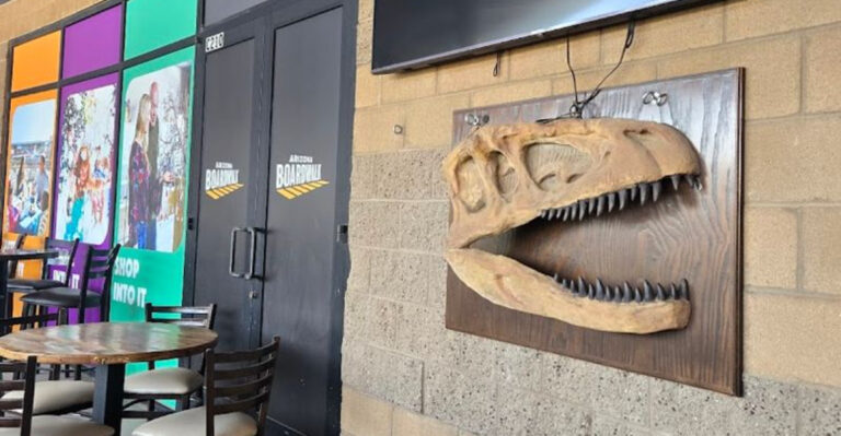 This Arizona restaurant with a dinosaur theme is incredibly fun to visit