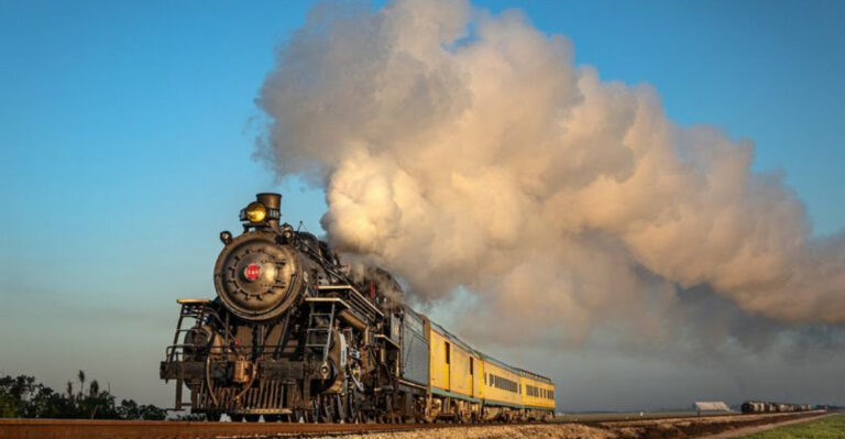 This Florida train ride feels like a journey straight into a fairy tale