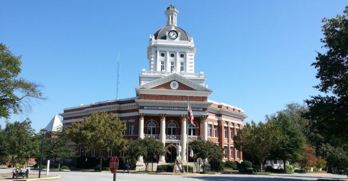 This dreamy small town in Georgia feels like stepping into a real-life postcard