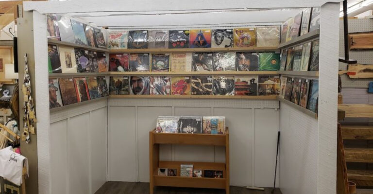 This enormous vintage store in Georgia is a dream destination for treasure hunters