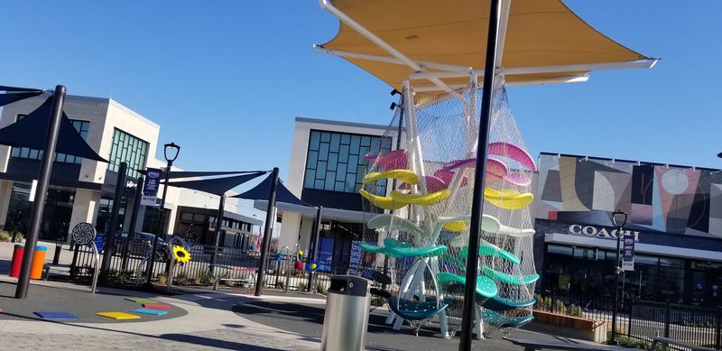 This gigantic Tennessee outlet mall is packed with deals almost too good to believe This gigantic Tennessee outlet mall is packed with deals almost too good to believe 1