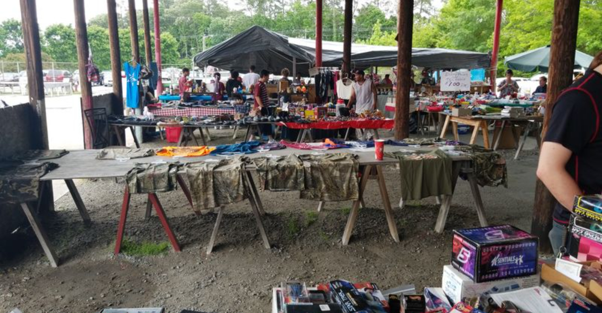 This gigantic Virginia flea market lets you fill an entire trunk for under 40