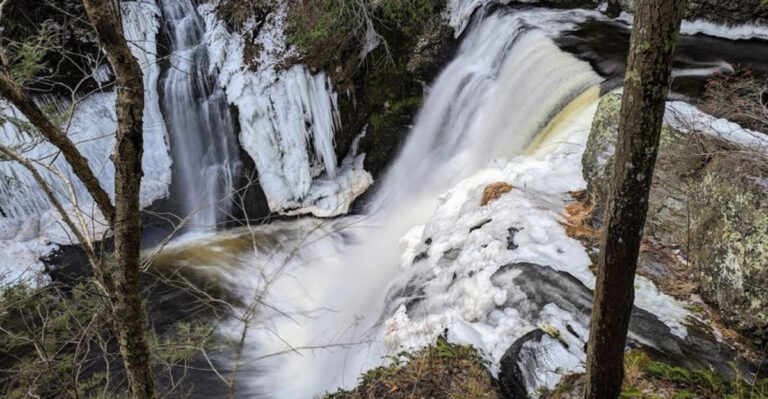 This gorgeous 150-foot waterfall in Pennsylvania looks so surreal, it feels like a dream