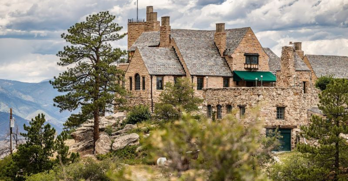 This gorgeous Colorado castle is far too beautiful to stay hidden
