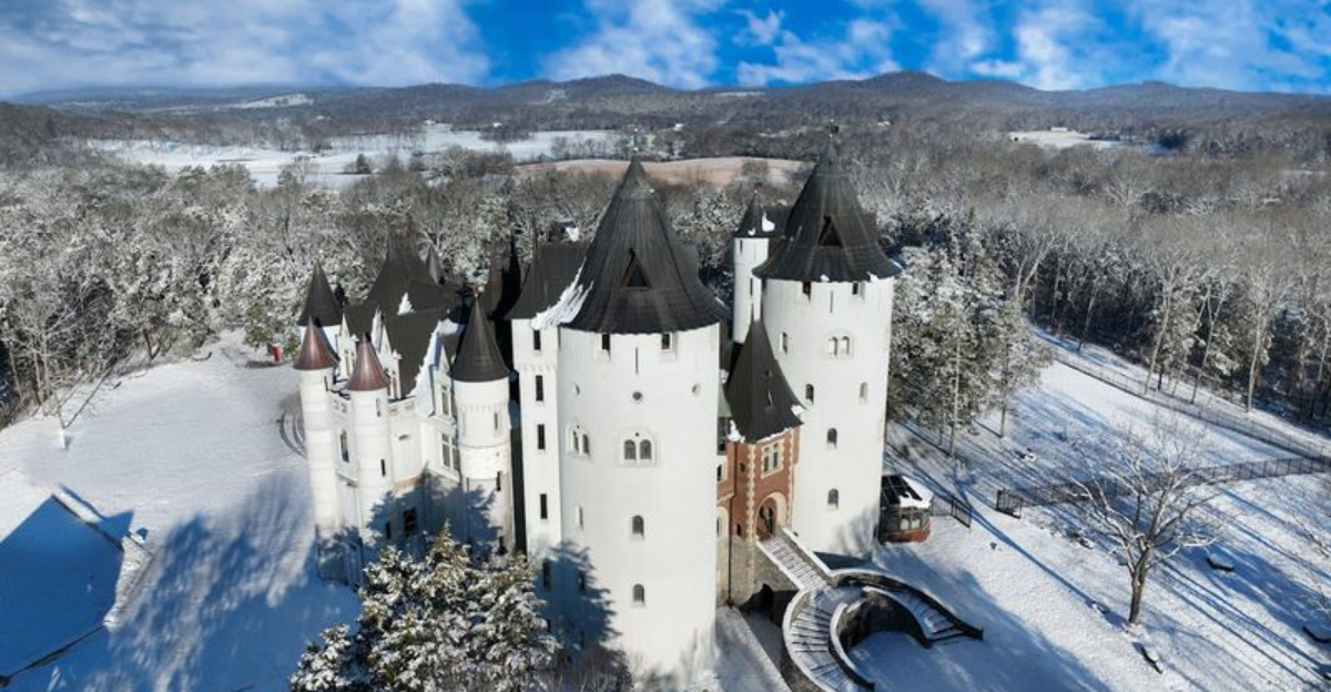 This gorgeous Welsh castle in Tennessee is far too beautiful to remain a secret