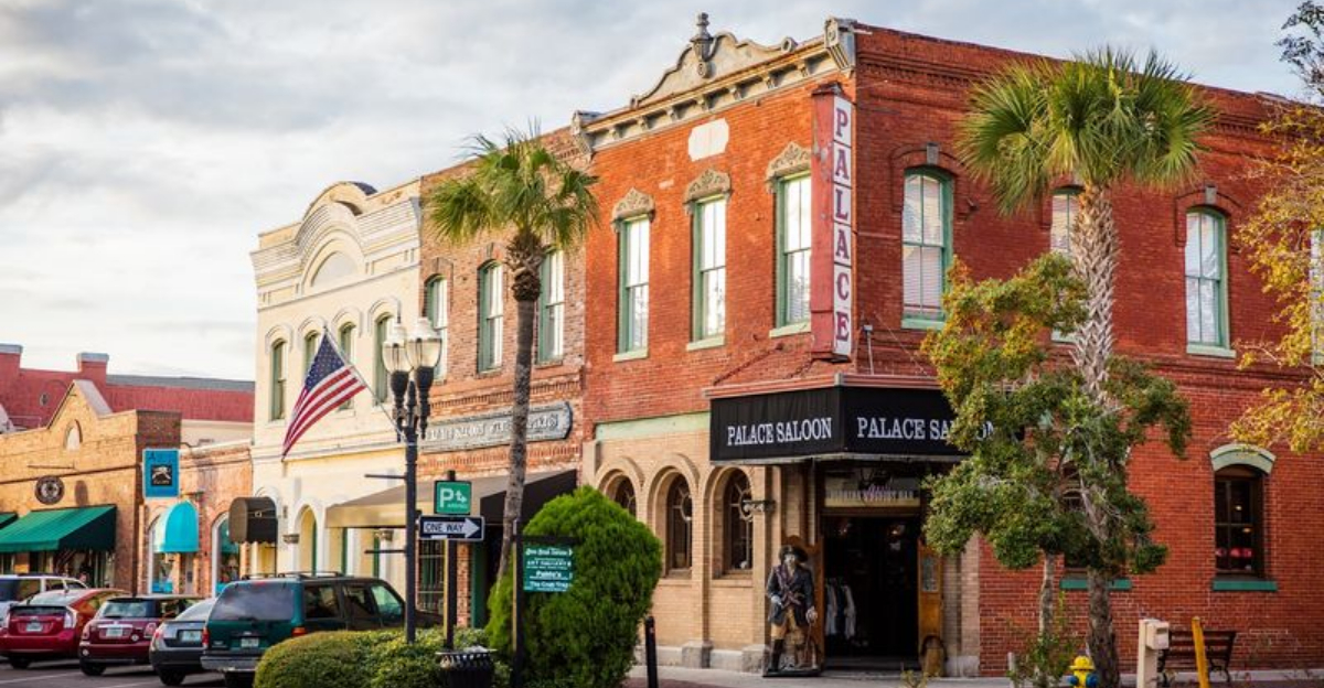This gorgeous historic town in Florida feels like it’s straight out of a Hallmark movie
