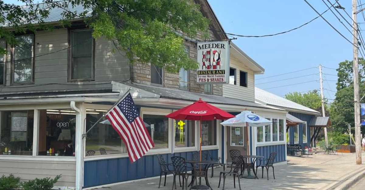 This hard to find New York restaurant serves comfort food locals cant stop talking about
