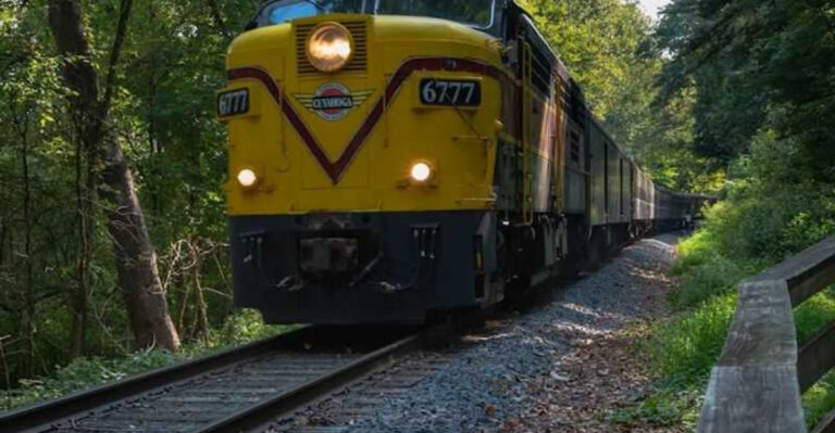 This little-known train ride in Ohio feels like a truly magical experience