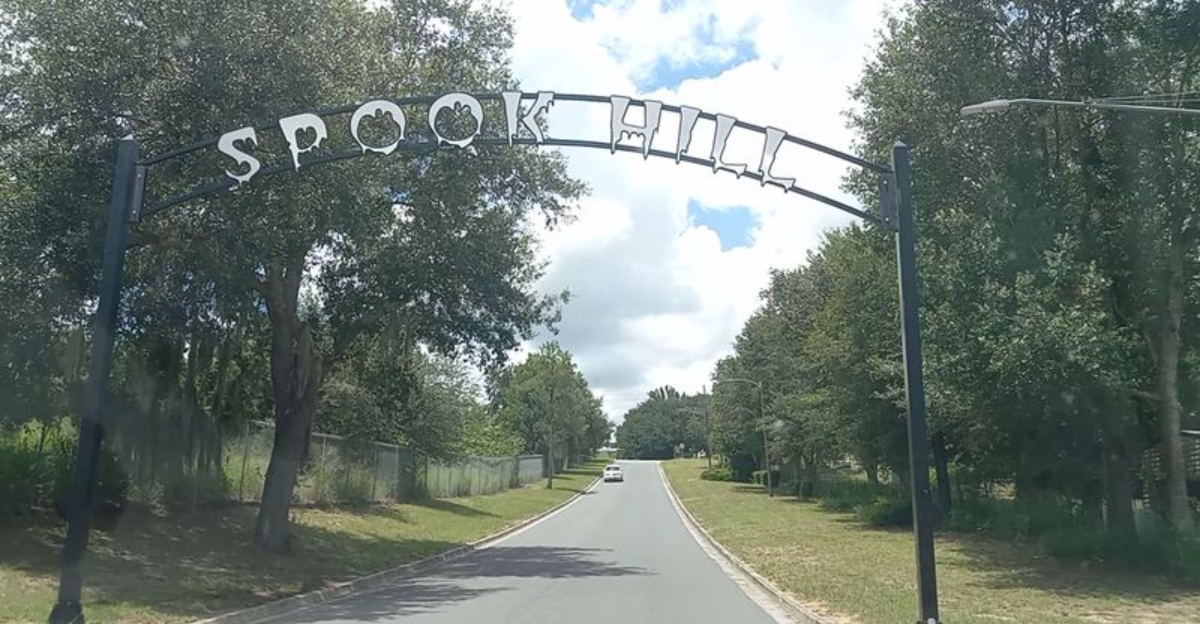 This mysterious hill in Florida feels like something straight out of the Twilight Zone