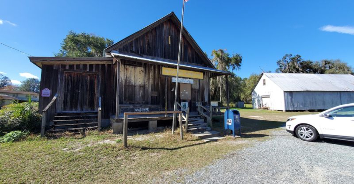 This vintage Florida general store makes every visit feel like stepping into the 1930s