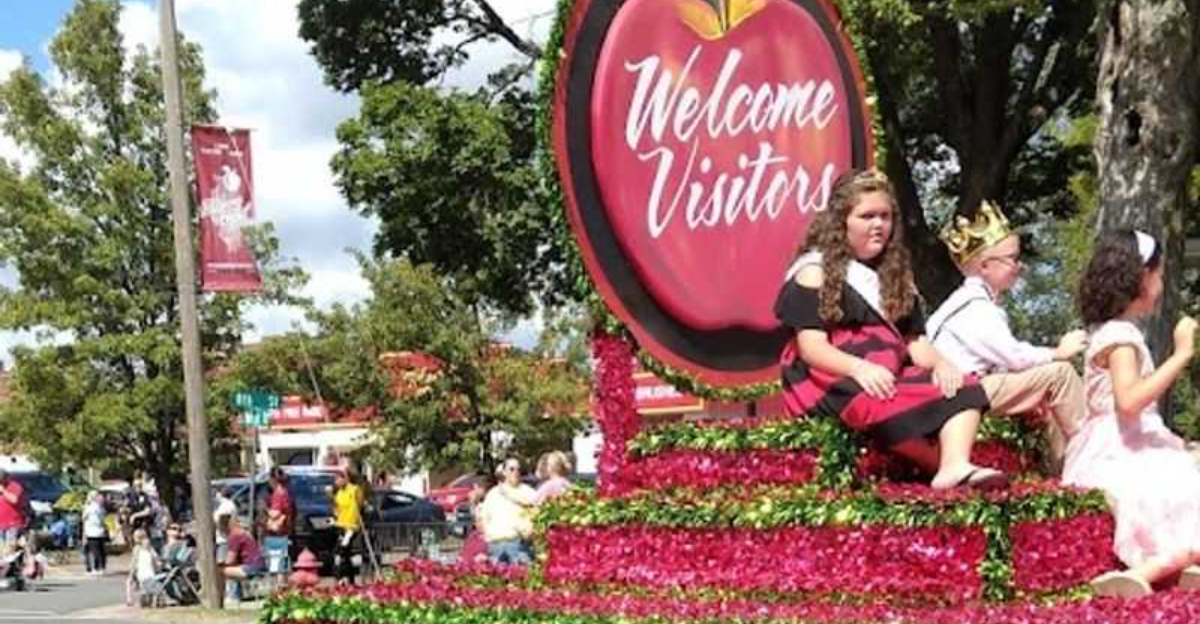 This wacky Illinois apple festival is the kind of fun you never knew you were missing