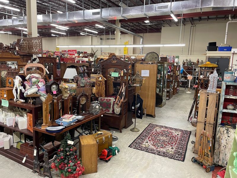 Thousands of Booths Packed with Unique Finds