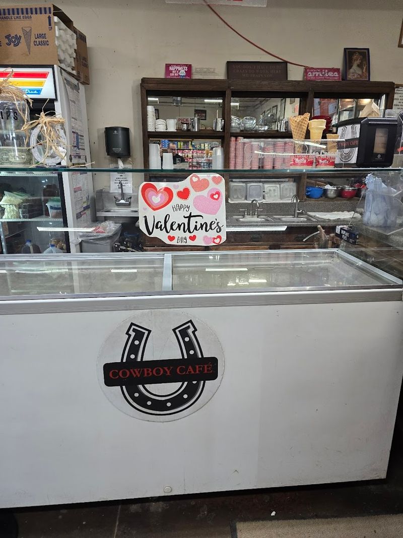 Thrifty Ice Cream Counter