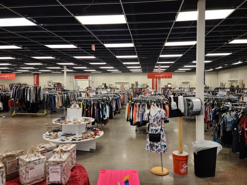 Thrifty Shopper - Syracuse, New York
