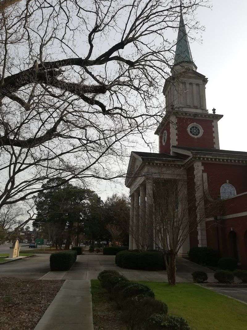 Tips for First-Time Antique Hunters in Aiken