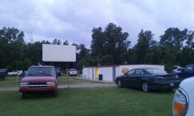 Tips for First-Timers Visiting Hi-Way Drive-In