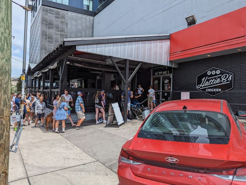 Tips for Visiting Hattie B's Without the Long Wait Tips for Visiting Hattie B's Without the Long Wait