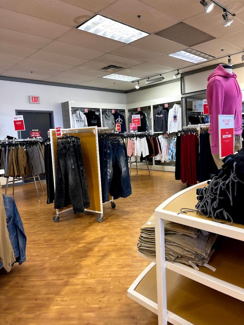 Tommy Hilfiger Finds That Feel Like a Score