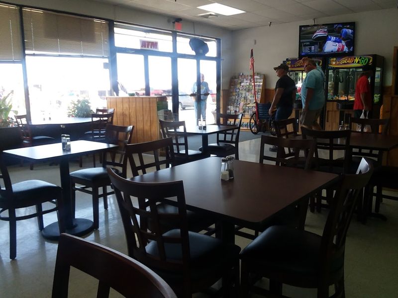 Traders Deluxe Cafe: The Hidden Restaurant Inside the Market