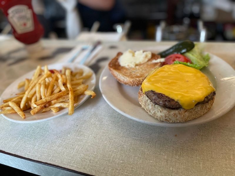 Tuna Melt That Keeps the Old-Fashioned Spirit Alive