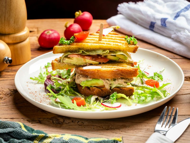 Tuna sandwich
