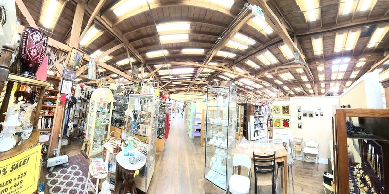 Two Floors of Pure Antique Magic