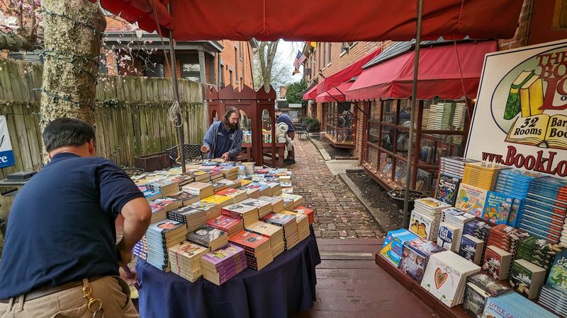 Unbeatable Bargain Book Prices