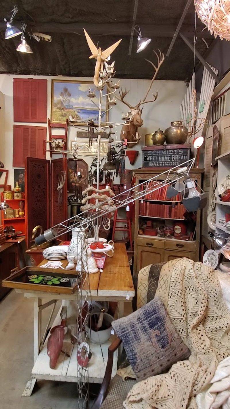 Uncommon Objects - Austin, Texas