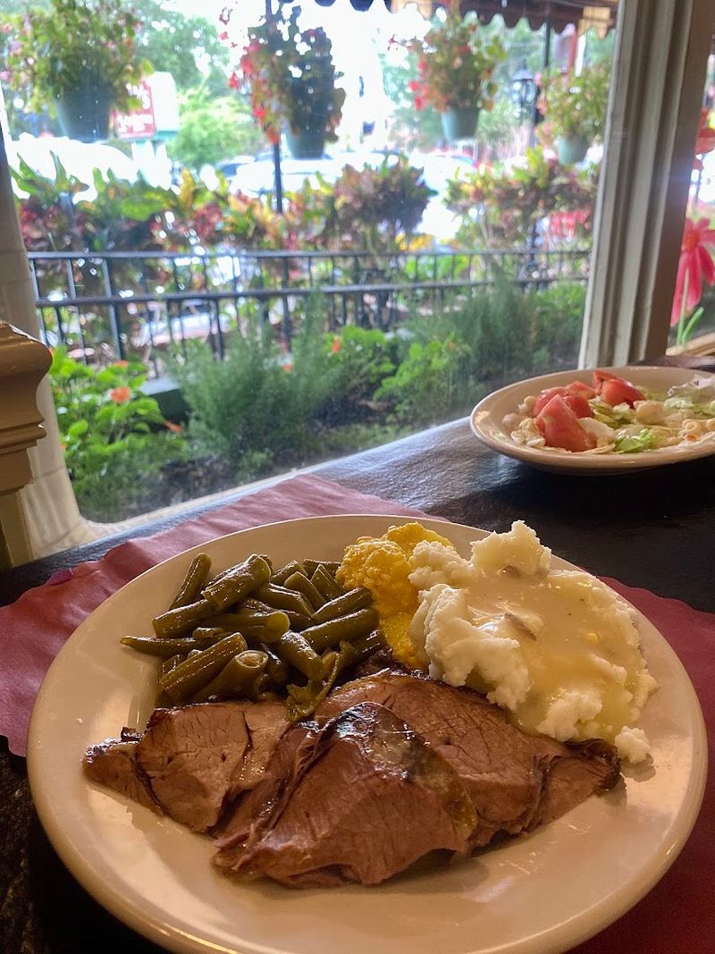 Unlimited Hot Sides and Vegetable Bar