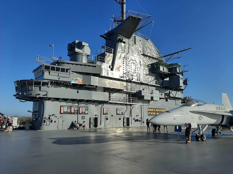 Veteran-Led Tours and Volunteer Guides