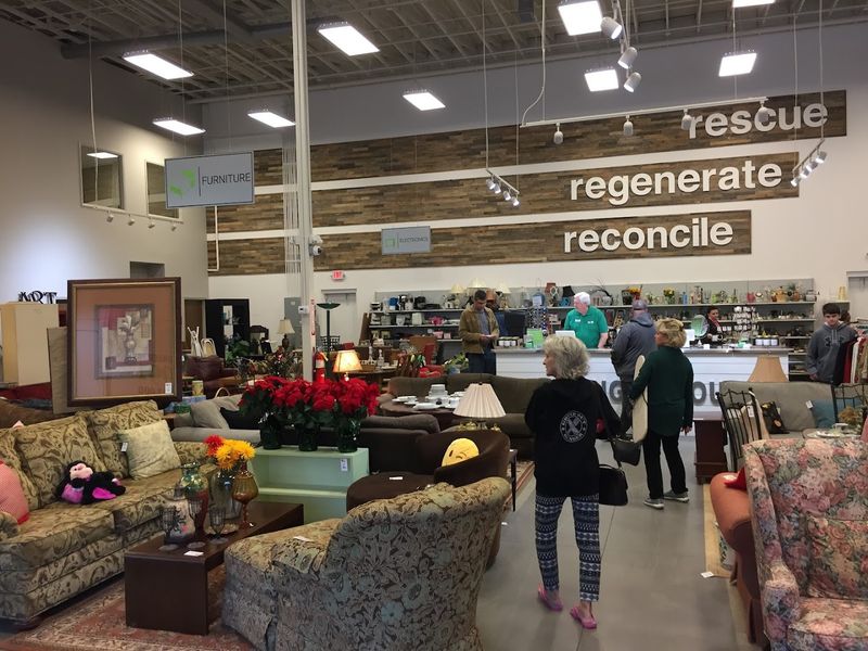 Veterans Discount — A Thoughtful Perk