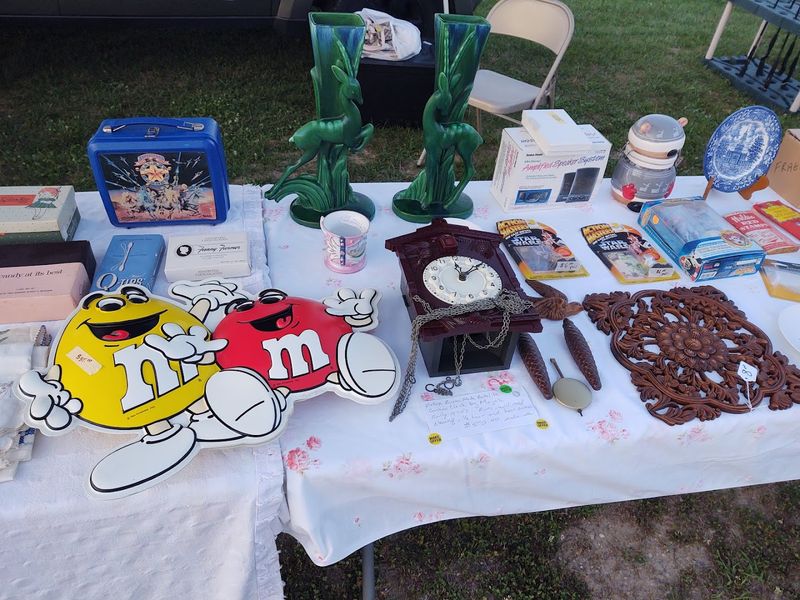 Vintage Collectibles and Antiques Galore