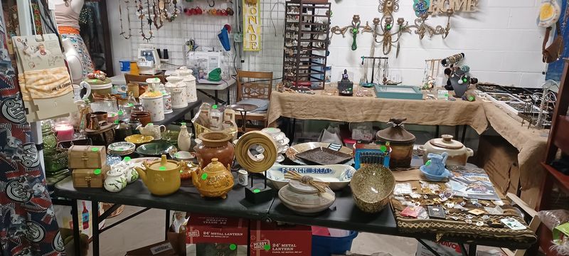 Vintage Collectibles and Rare Finds Around Every Corner Vintage Collectibles and Rare Finds Around Every Corner