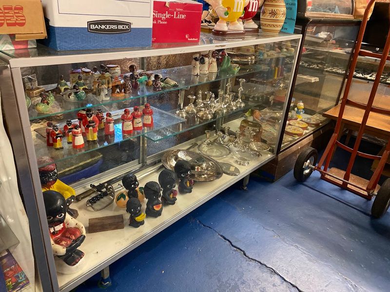 Vintage Electronics and Retro Tech