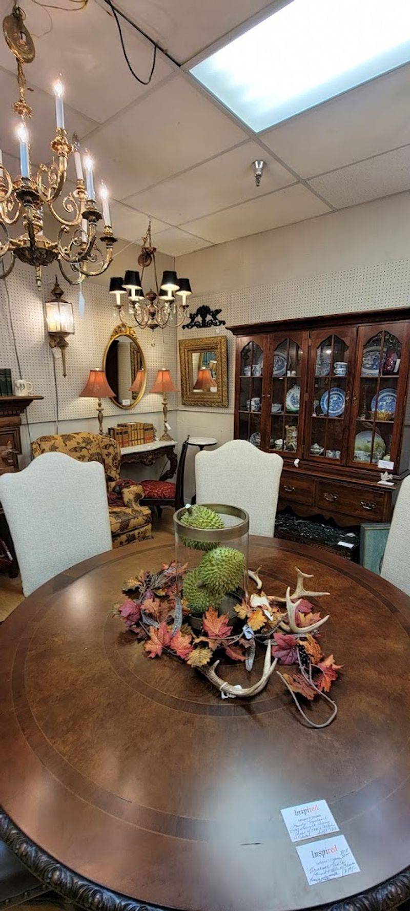 Vintage Furniture That Makes You Want to Redecorate