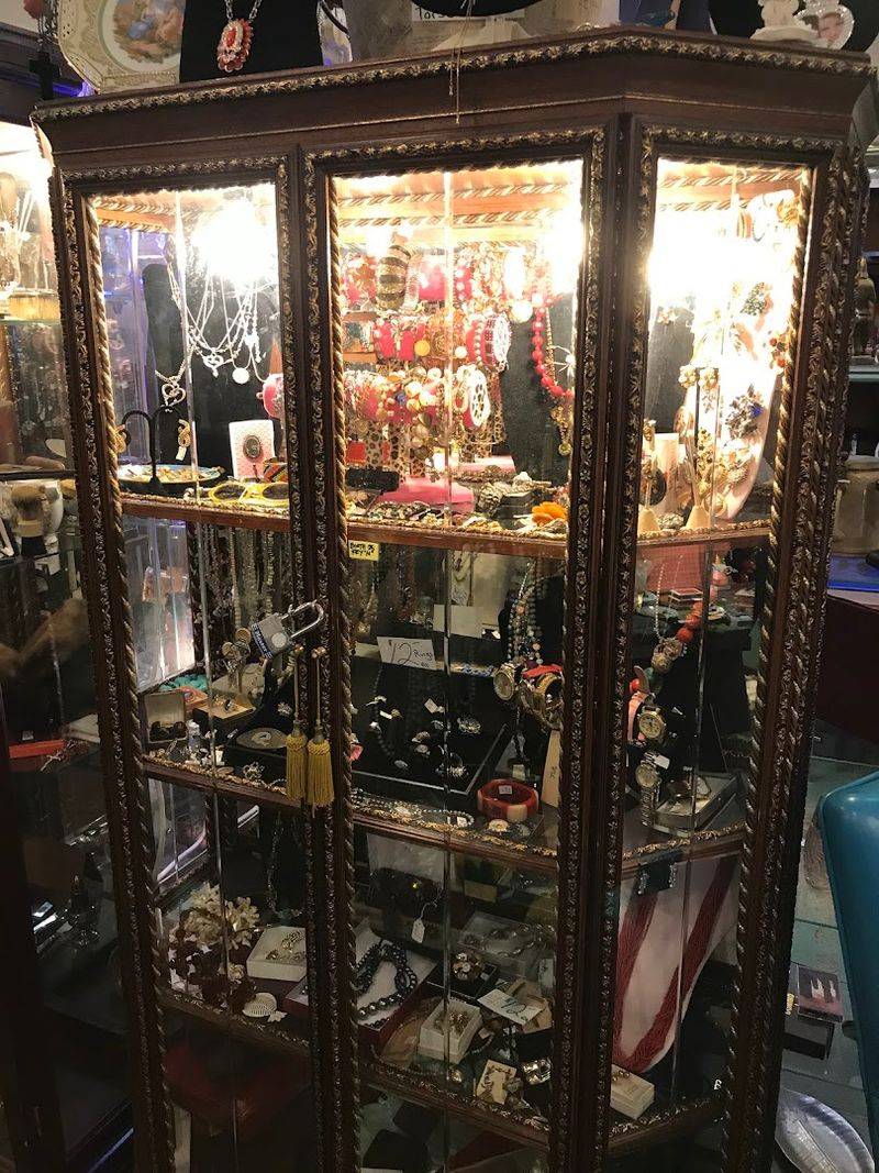 Vintage Jewelry Worth Digging For