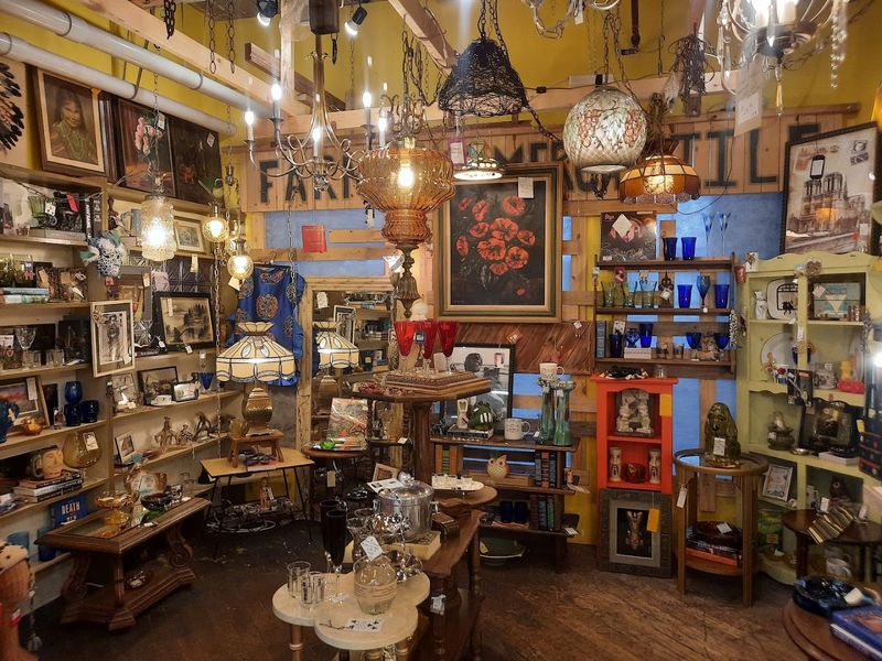 Vintage Lighting and Chandeliers That Transform Any Room