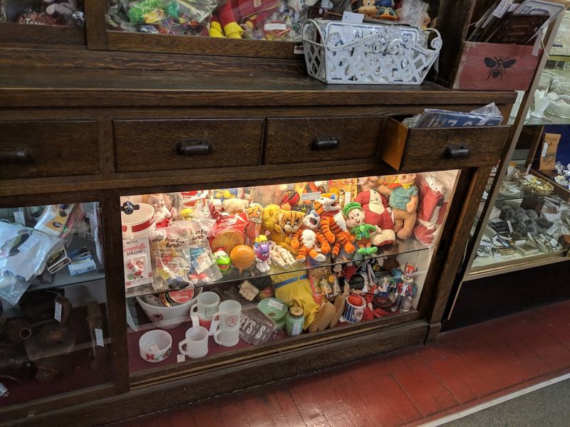 Vintage Toys That Hit You Right in the Nostalgia