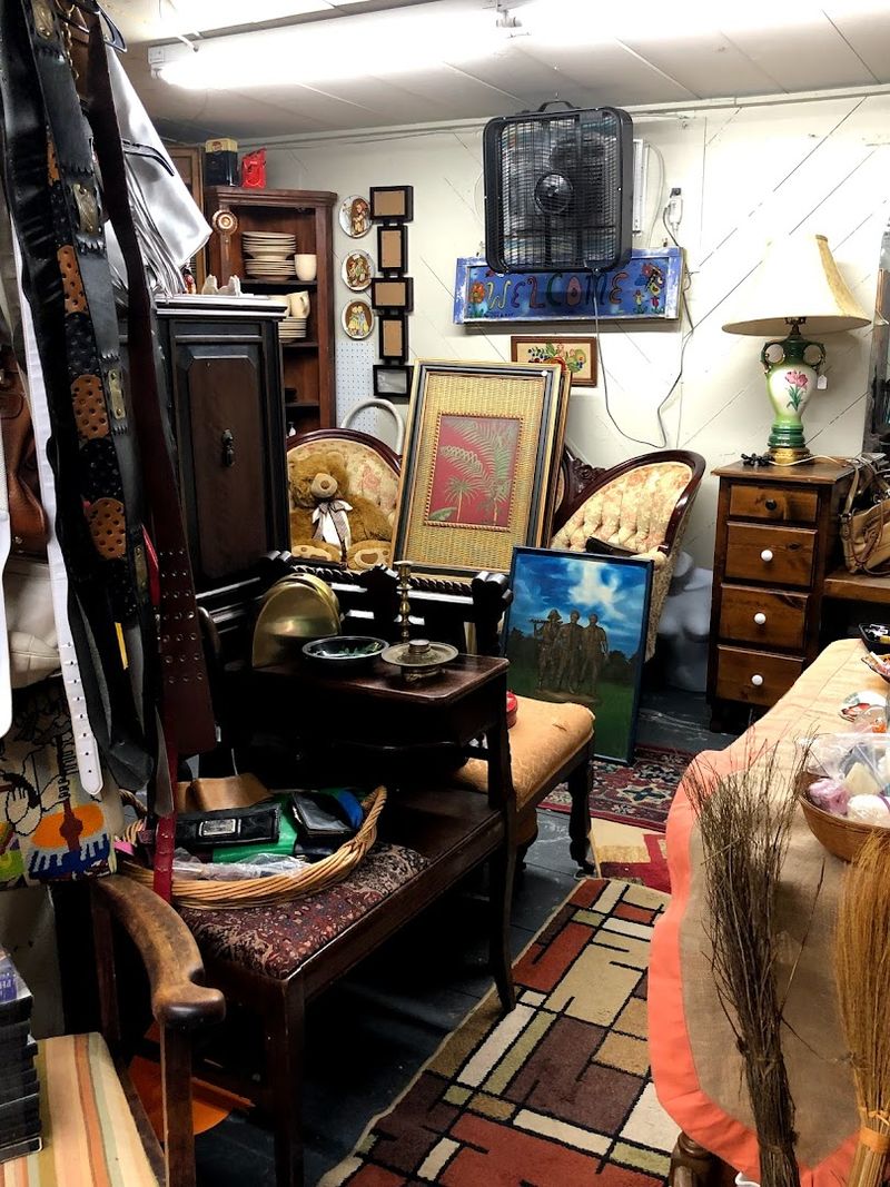 Vintage and Collectible Treasures Around Every Corner