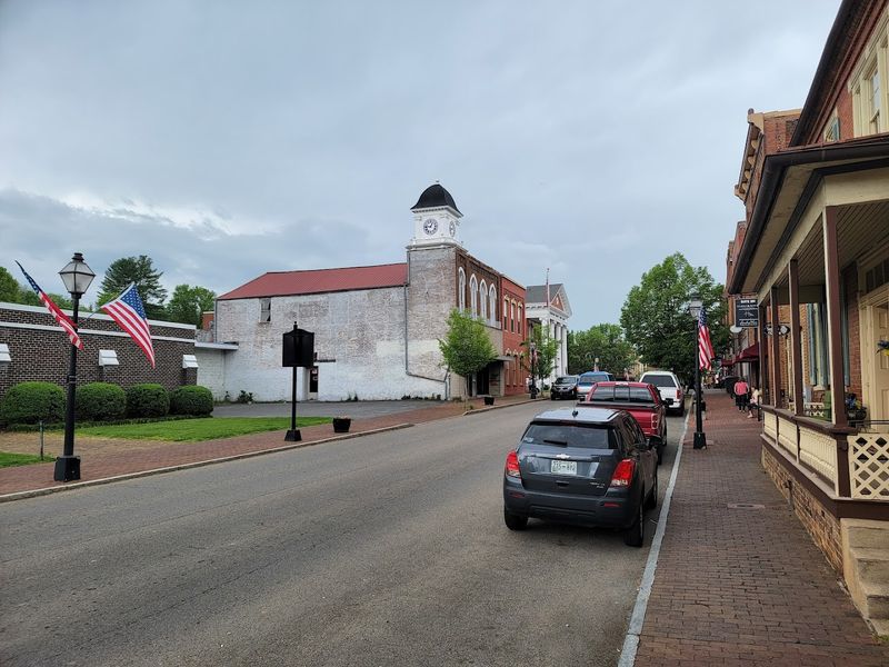 Walking Tours That Bring the Town's Rich History Alive
