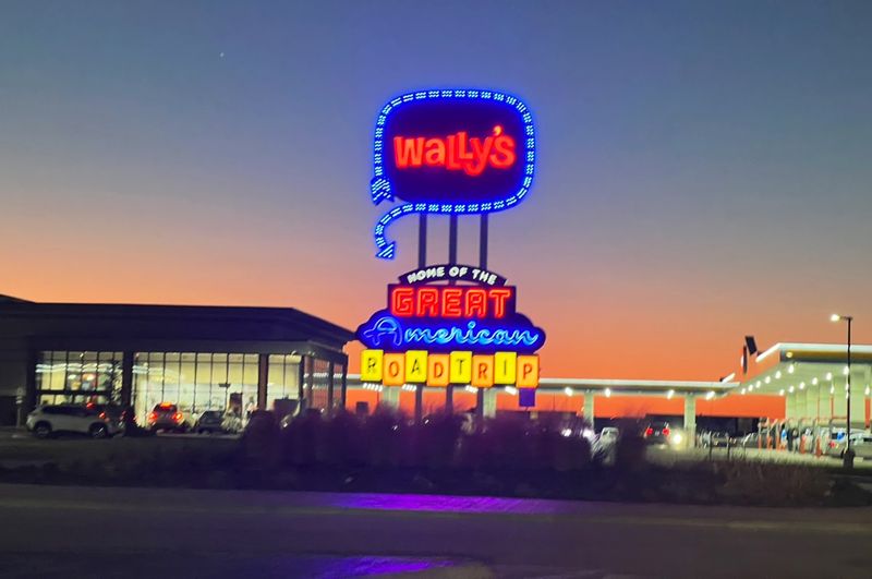 Wally the Bear Mascot: The Cutest Face on Route 66