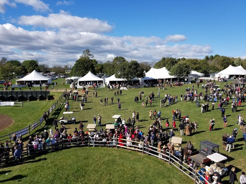 Warrenton's Thriving Farmers Market Scene Warrenton's Thriving Farmers Market Scene